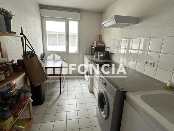 Location Appartement 3 pièces 73.92 m² - 40-50 RUE DONISSAN Bordeaux 33000