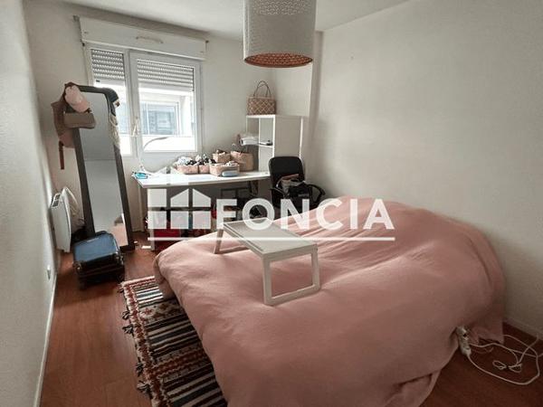 Location Appartement 3 pièces 73.92 m² - 40-50 RUE DONISSAN Bordeaux 33000