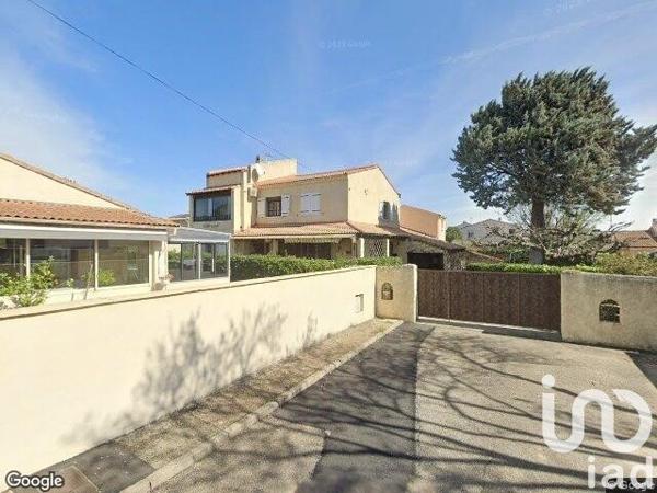 Maison 6 pièces de 130 m² à Marguerittes (30320)