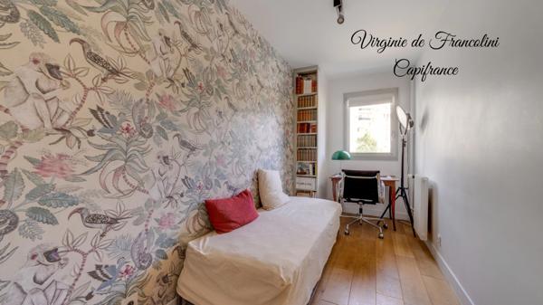 75010-A vendre appartement 4p-89m2-Traversant-Vue Panoramique sur le canal Saint-Martin-Ascenseur-Cave-Parking