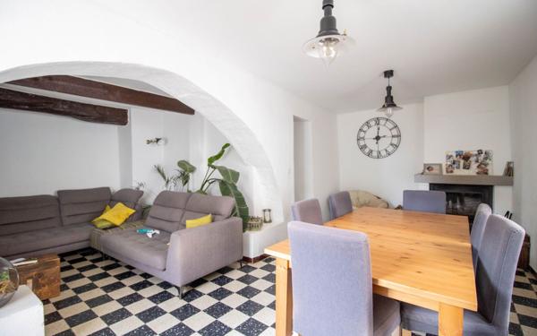 Maison à vendre    5 pièces •  Six-Fours-les-Plages