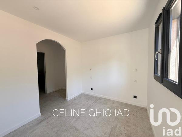 Maison à vendre 5 pièces 120 m² Saint-Cyr-sur-Mer