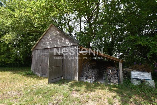 CHAUMIERE sur 3675 m² de verdure - GRAND-CHAMP