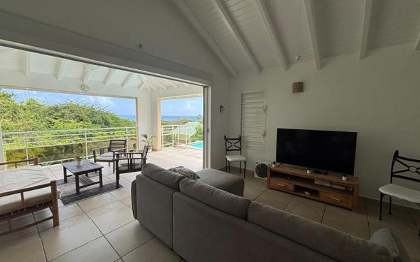 Maison à vendre    3 pièces • 78,97 m2 Saint-François