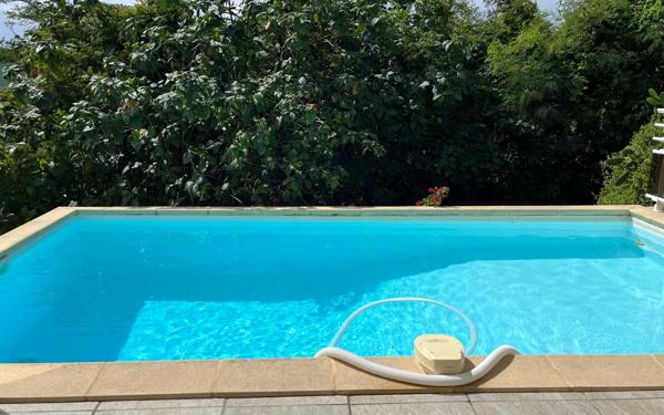 Maison à vendre    3 pièces • 78,97 m2 Saint-François