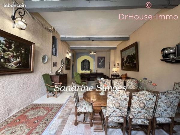 Maison à vendre 10 pièces de 242 m²