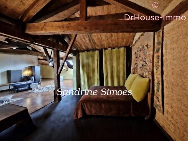 Maison à vendre 10 pièces de 242 m²