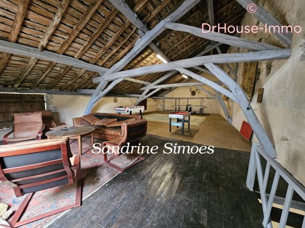 Maison à vendre 10 pièces de 242 m²