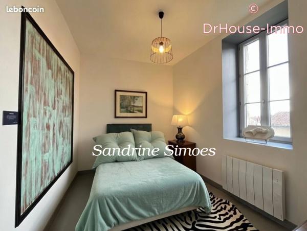 Maison à vendre 10 pièces de 242 m²