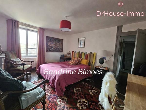 Maison à vendre 10 pièces de 242 m²
