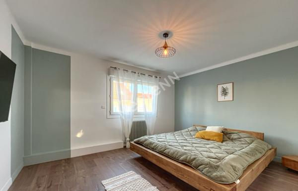 Maison située à Saint Pierre Montlimart comprenant 4 chambres et un jardin