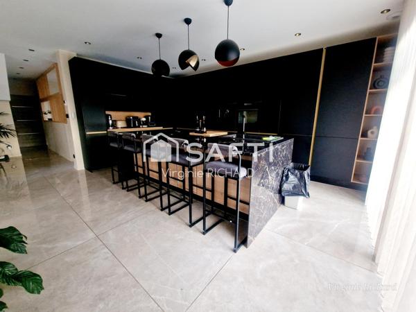 Maison contemporaine RE2020