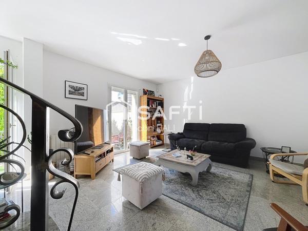 BOIS-COLOMBES- Impasse au calme- Emplacement premium- 6 piéces- 4 chambres, stationnement, garage.