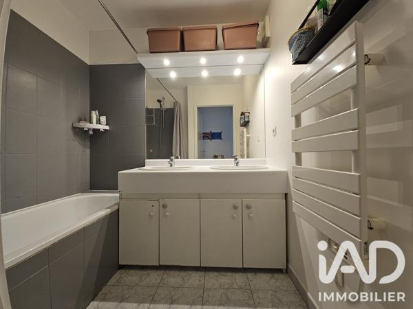 Appartement à vendre 3 pièces 65,42 m² Asnières-sur-Seine