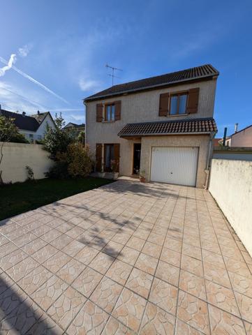 Maison familiale, Confort et tranquillité à Noisy