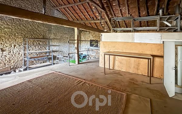 Maison à vendre    5 pièces • 117,20 m2 Saint-Sulpice-Laurière