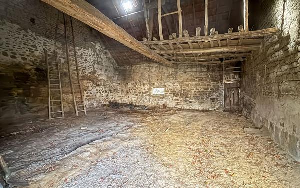 Maison à vendre    5 pièces • 117,20 m2 Saint-Sulpice-Laurière