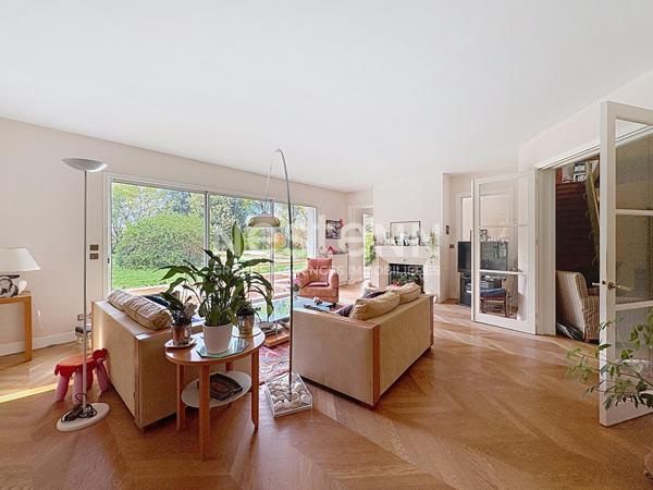 Propriété de prestige à Marsilly -7 pièces- 262 m2