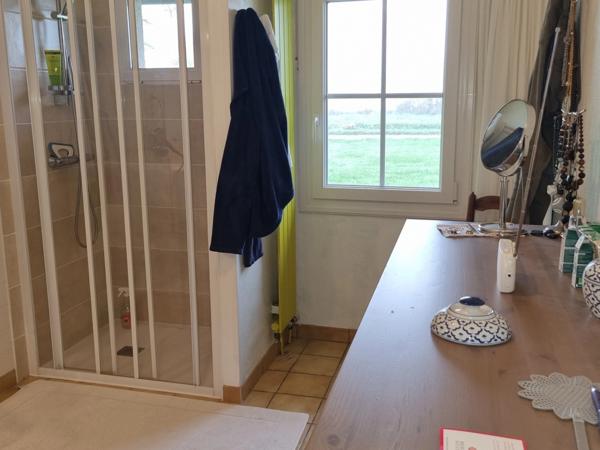 MAISON de CARACTERE - 274m² - 5 Chambres - SILLARS - 86320