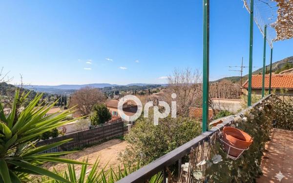 Appartement à vendre    4 pièces • 72 m2 Roquevaire