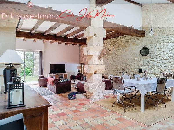 Maison à vendre 8 pièces de 245 m²