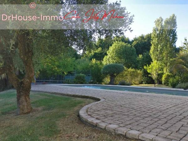 Maison à vendre 8 pièces de 245 m²