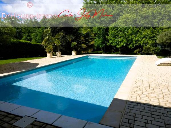 Maison à vendre 8 pièces de 245 m²