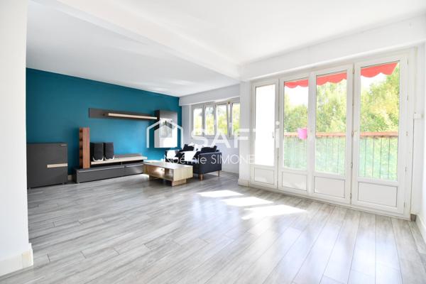 Magnifique appartement de cinq pièces! Ravalement payé par les propriétaires!