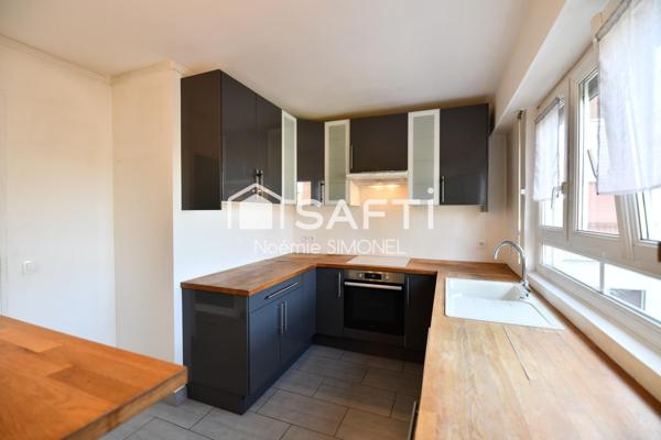 Magnifique appartement de cinq pièces! Ravalement payé par les propriétaires!