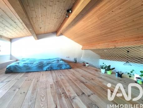 Immeuble à vendre 132 m² Poyols