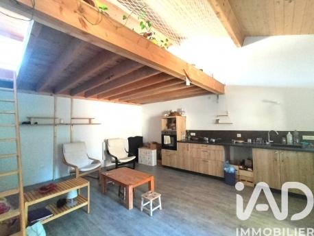Immeuble à vendre 132 m² Poyols