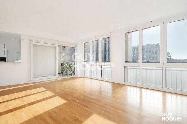 APPARTEMENT TRAVERSANT DE 85 m² + BALCON