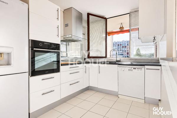 APPARTEMENT TRAVERSANT DE 85 m² + BALCON
