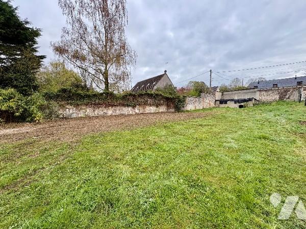 TERRAIN A BATIR SUR LA COMMUNE DE TALMONTIERS