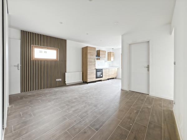 Albigny-sur-Saône (69250) Albigny-sur-Saône - Appartement T3 rénové – gare et commodités à pied