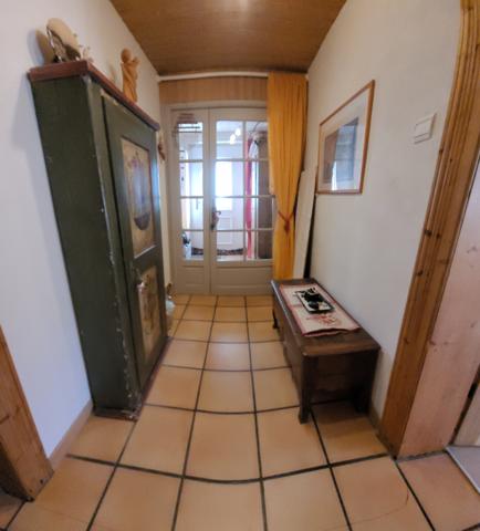 Soultzeren (68140) Grande maison familiale, bi-famille, gîte, box chevaux, prés sur 30 ares