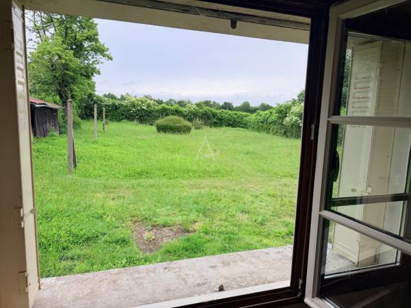 Maison de village à rénover sur 1300m²