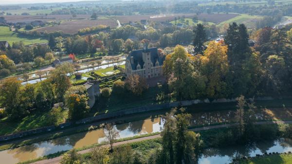Château Châtillon-en-Bazois - NIÈVRE SUD