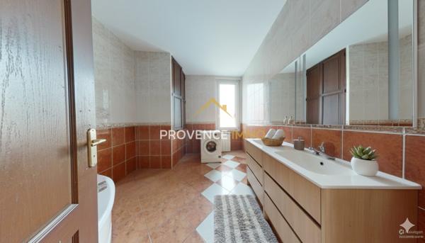 Marseille (13013) Maison familiale 5 chambres 119 m² + véranda et terrasse