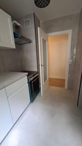Appartement  45m2 2 pièces avec cave et option parking ? Rue de Picpus, Paris 12e45 m2