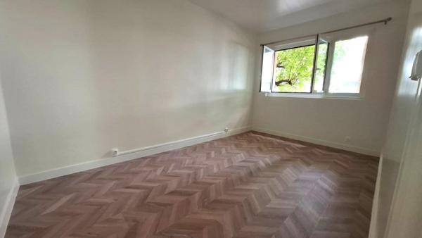 Appartement  45m2 2 pièces avec cave et option parking ? Rue de Picpus, Paris 12e45 m2