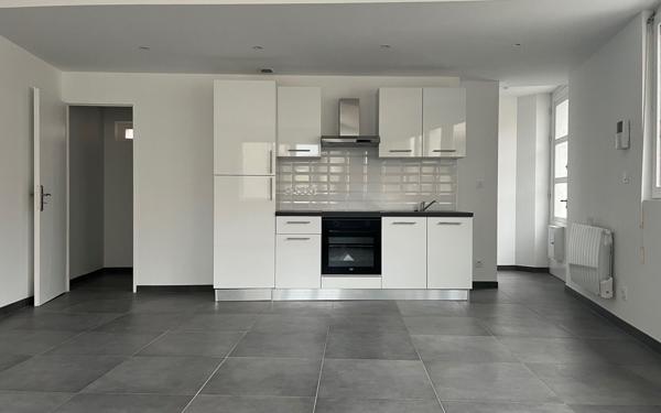 Maison à louer    3 pièces •  Beaurepaire