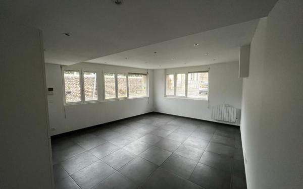 Maison à louer    3 pièces •  Beaurepaire