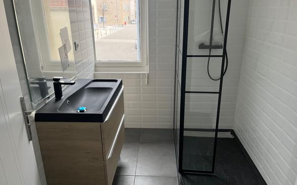 Maison à louer    3 pièces •  Beaurepaire