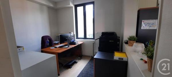 maison à vendre  4 pièces - 160,38 m2 LILLEBONNE - 76