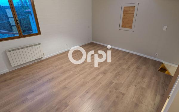 Maison à louer    3 pièces • 56,79 m2 Chanonat