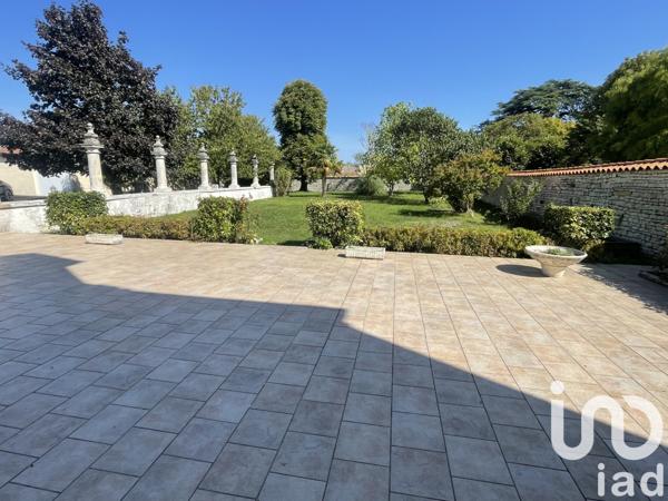 Maison à vendre 6 pièces 210 m² Vars