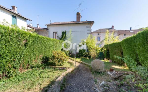 Maison à vendre    7 pièces • 149 m2 Saint-Priest-Taurion