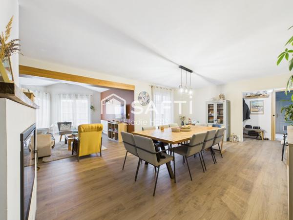 Maison rénovée 150 m² de plain-pied, 4 chambres, jardin et carport