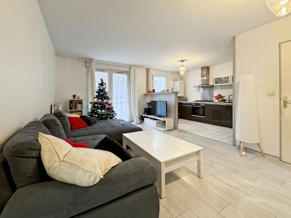 Appartement Rosny Sous Bois 3 pièces 64.18 m2